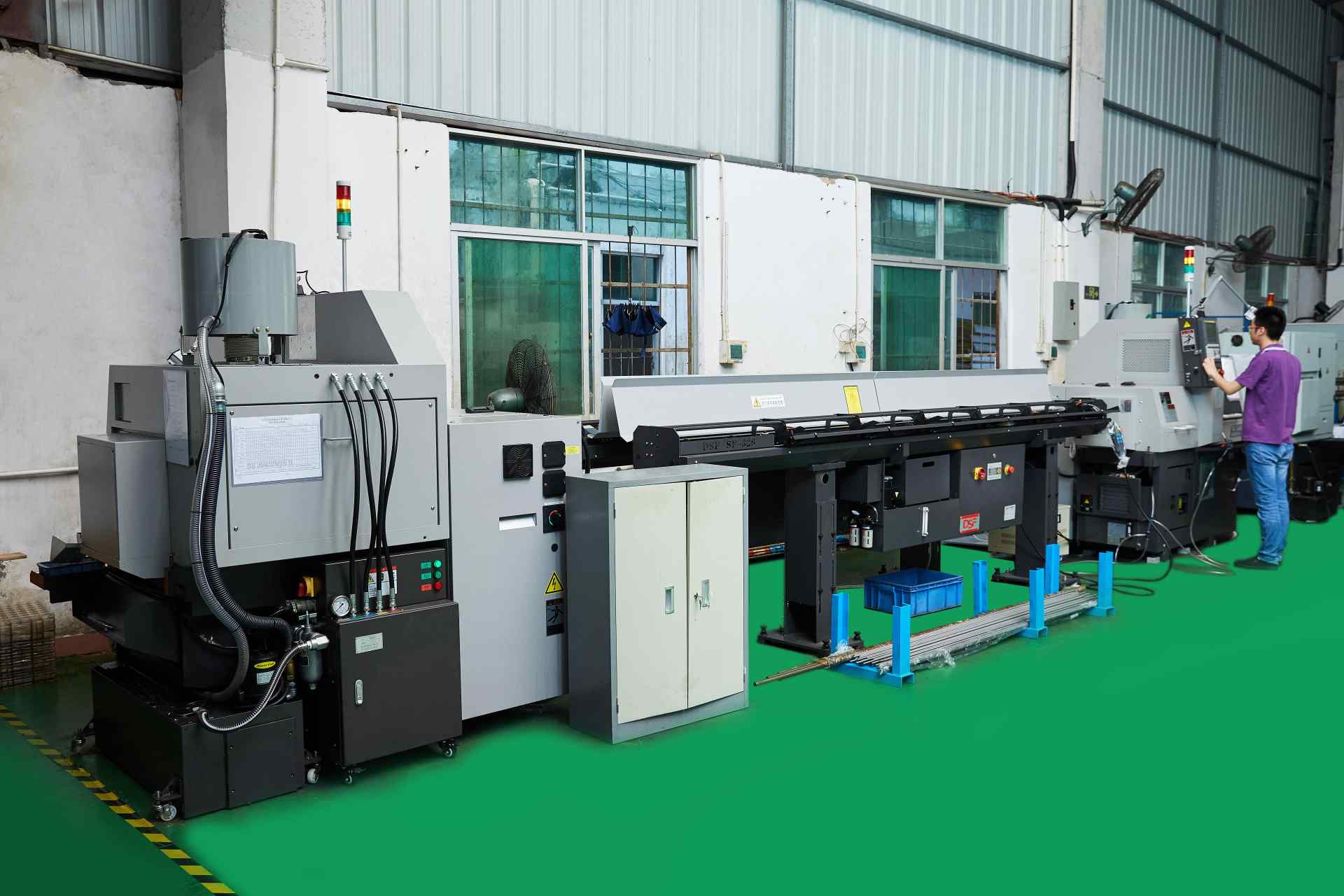 Precision CNC Tunring Center Workshop of Swiss Turned Parts